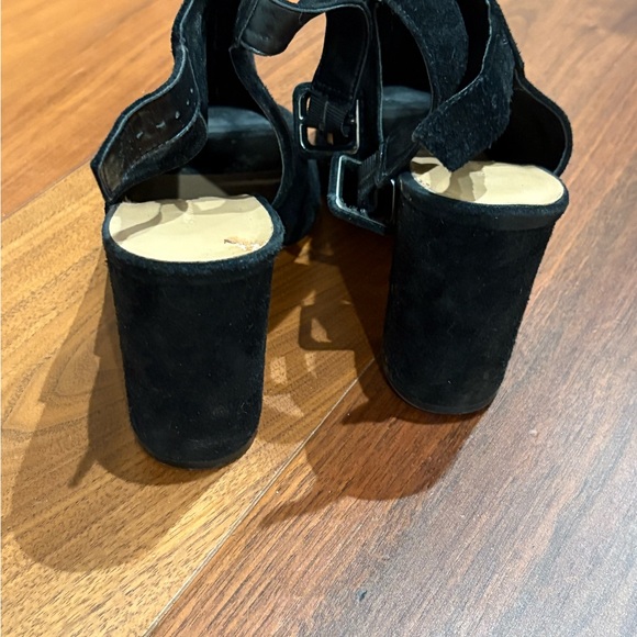 Banana Republic Black Suede Heels - Picture 4 of 7